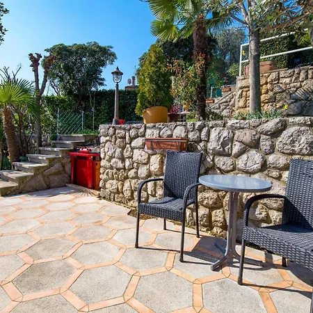 Apartament Beautiful In With Kitchen Opatija